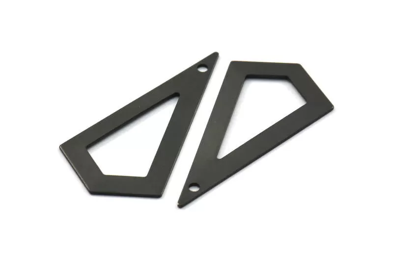 38mm Black Triangle, 2 Oxidized Brass Black Triangle Charms with 1 holes (38x20x0.60mm) U018 S151