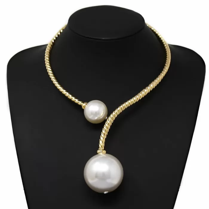 Chunky Pearl Ribbed Metal Cuff Choker Necklace