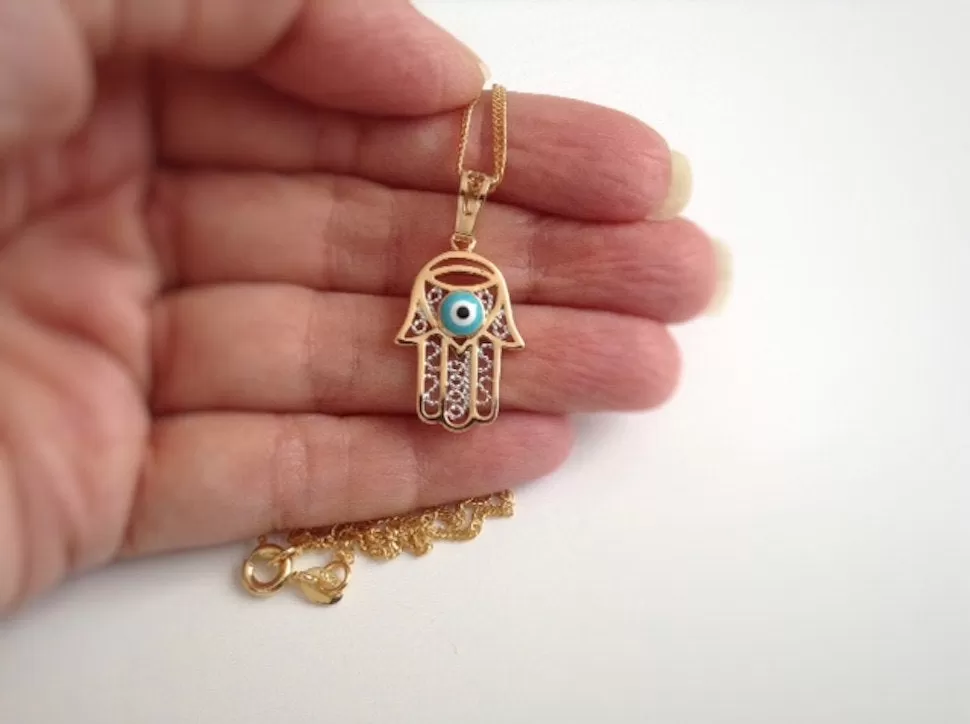 Hamsa Necklace Gold Hand of Fatima Necklace Evil Eye Charm