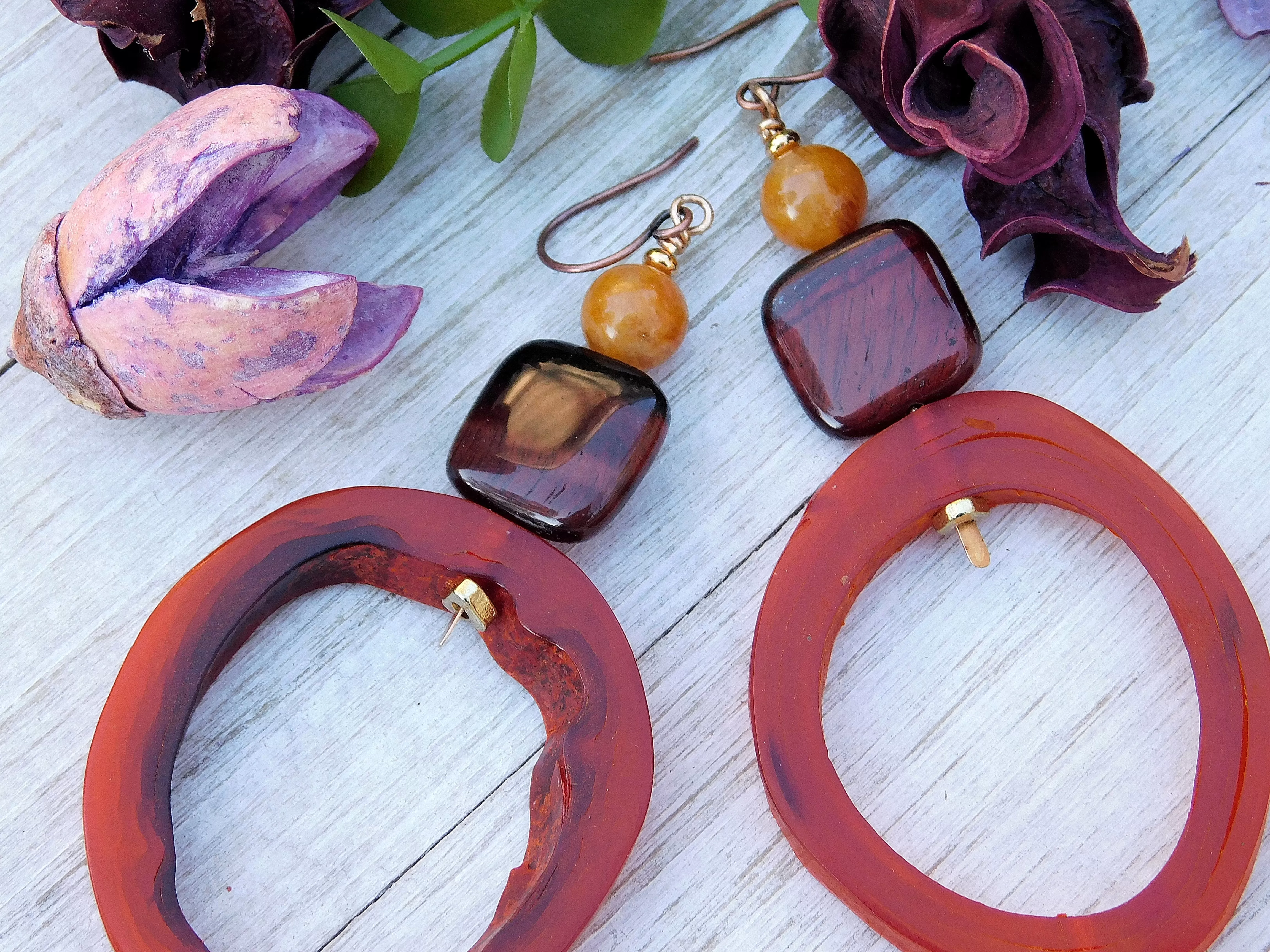 Natural Amber and Brown Geometric Hoop Earrings